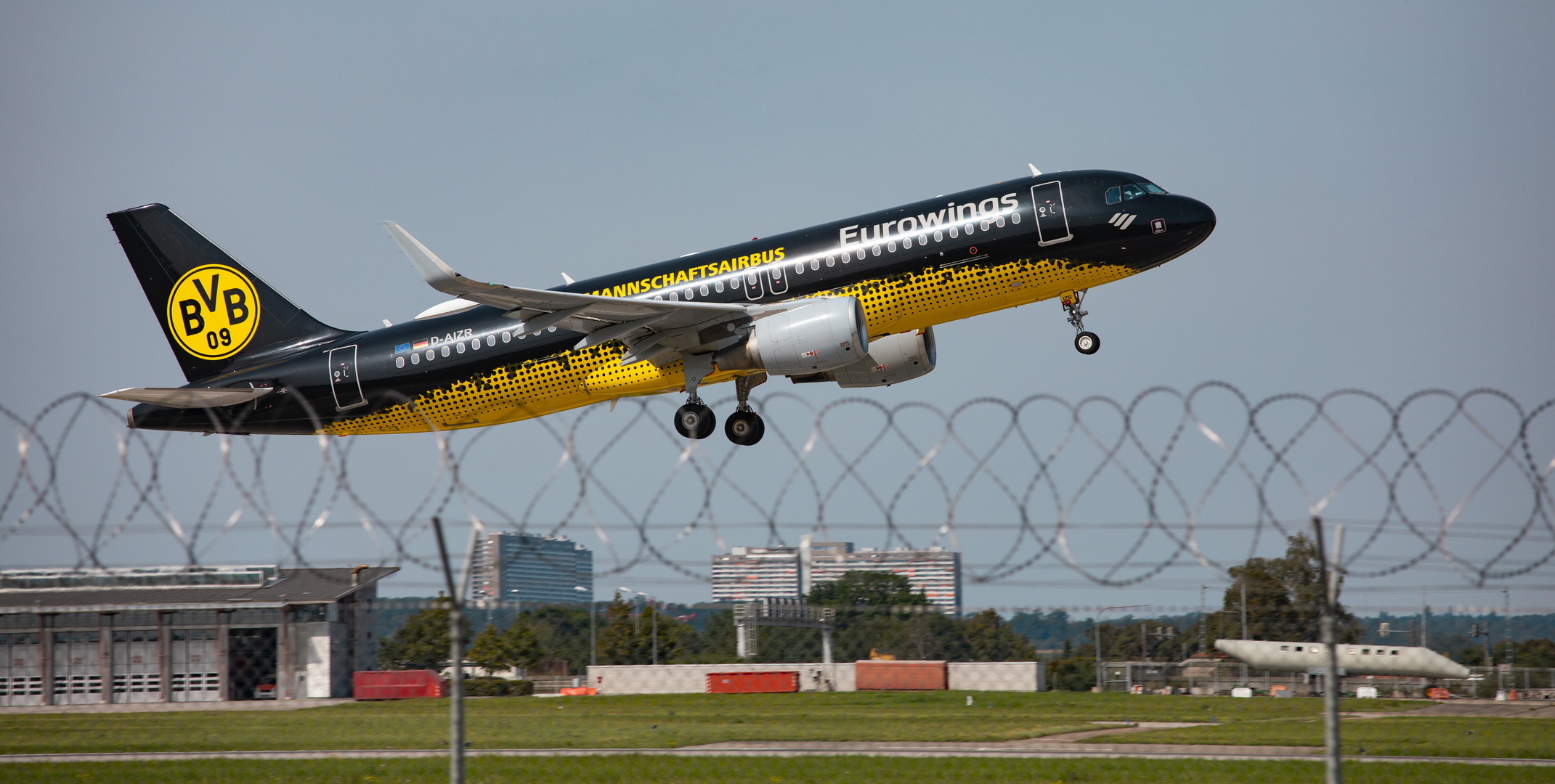 BVB-Mannschafts-Airbus