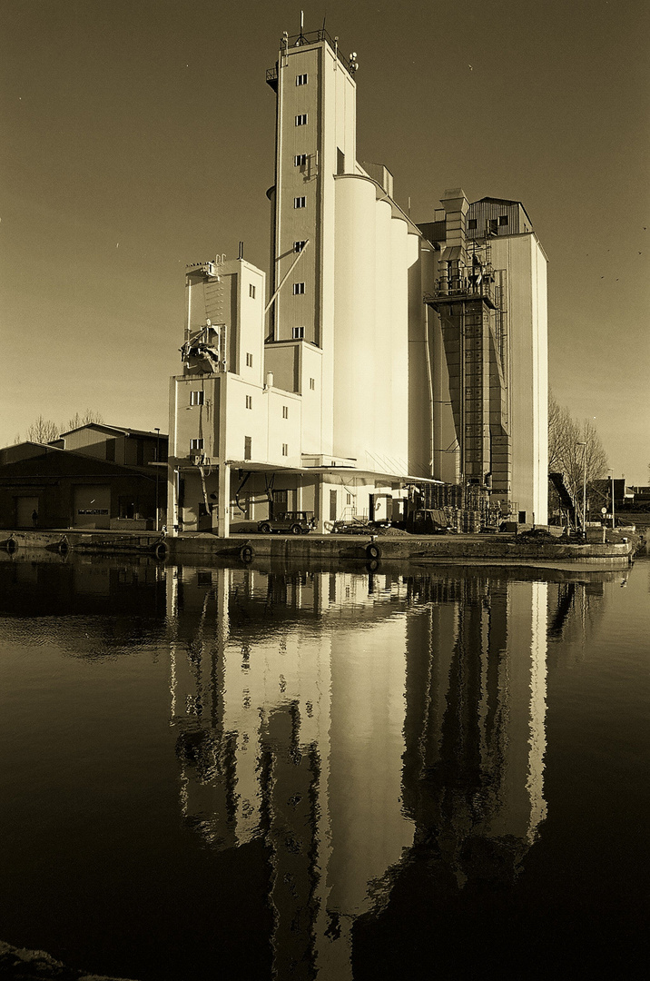 by the canal.(Analogue)