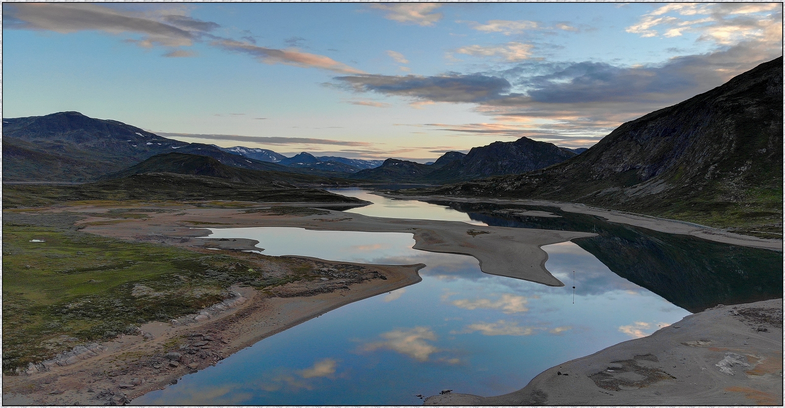 Bygdin-Dämmerungs Drohnen-Impression; Camper-Norwegenreise Juli 2018