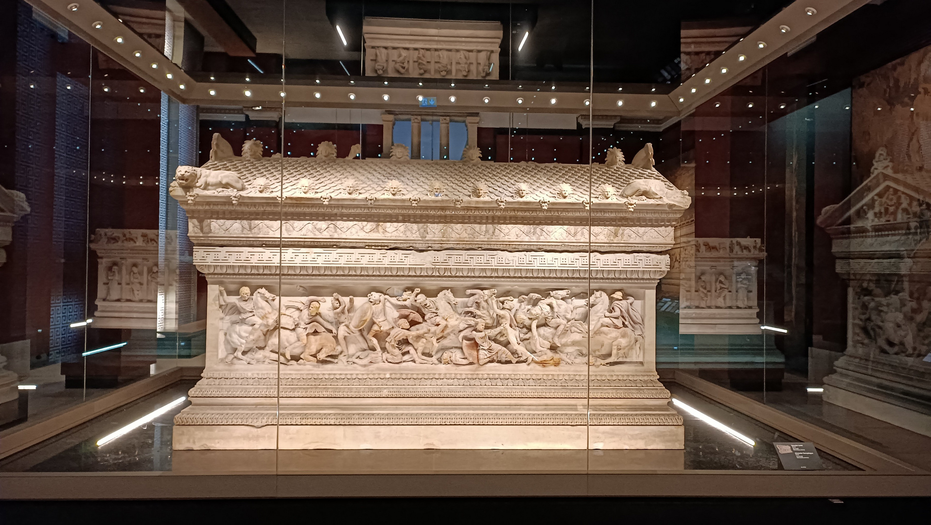 Byzantion / Constantinople / Istanbul: Le sarcophage d'Alexandre