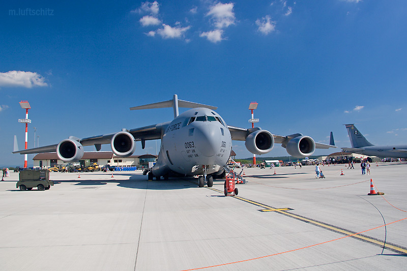 C-17 Globemaster III (1)