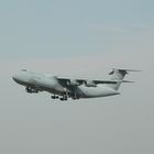 C-5a Galaxy -Endanflug-