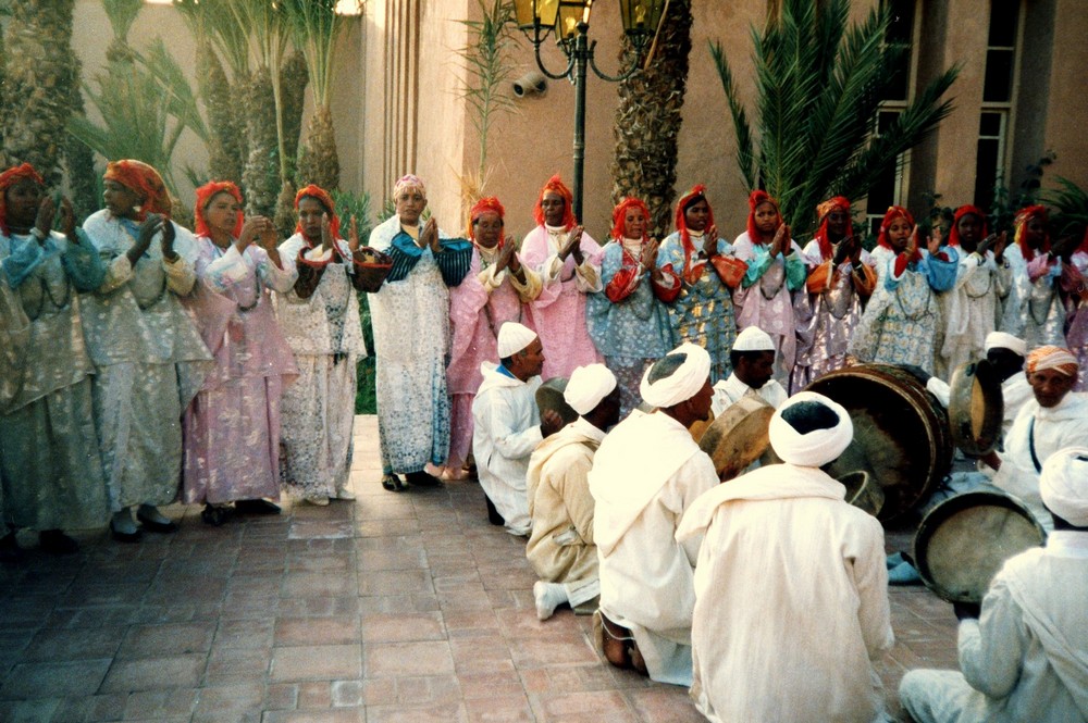 C ' EST LA FETE A OUARZAZATE ! !       (  MAROC )