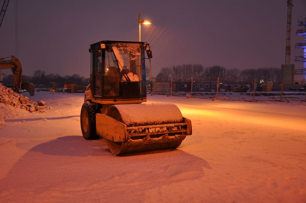 C0095 Überseestadt im Schnee