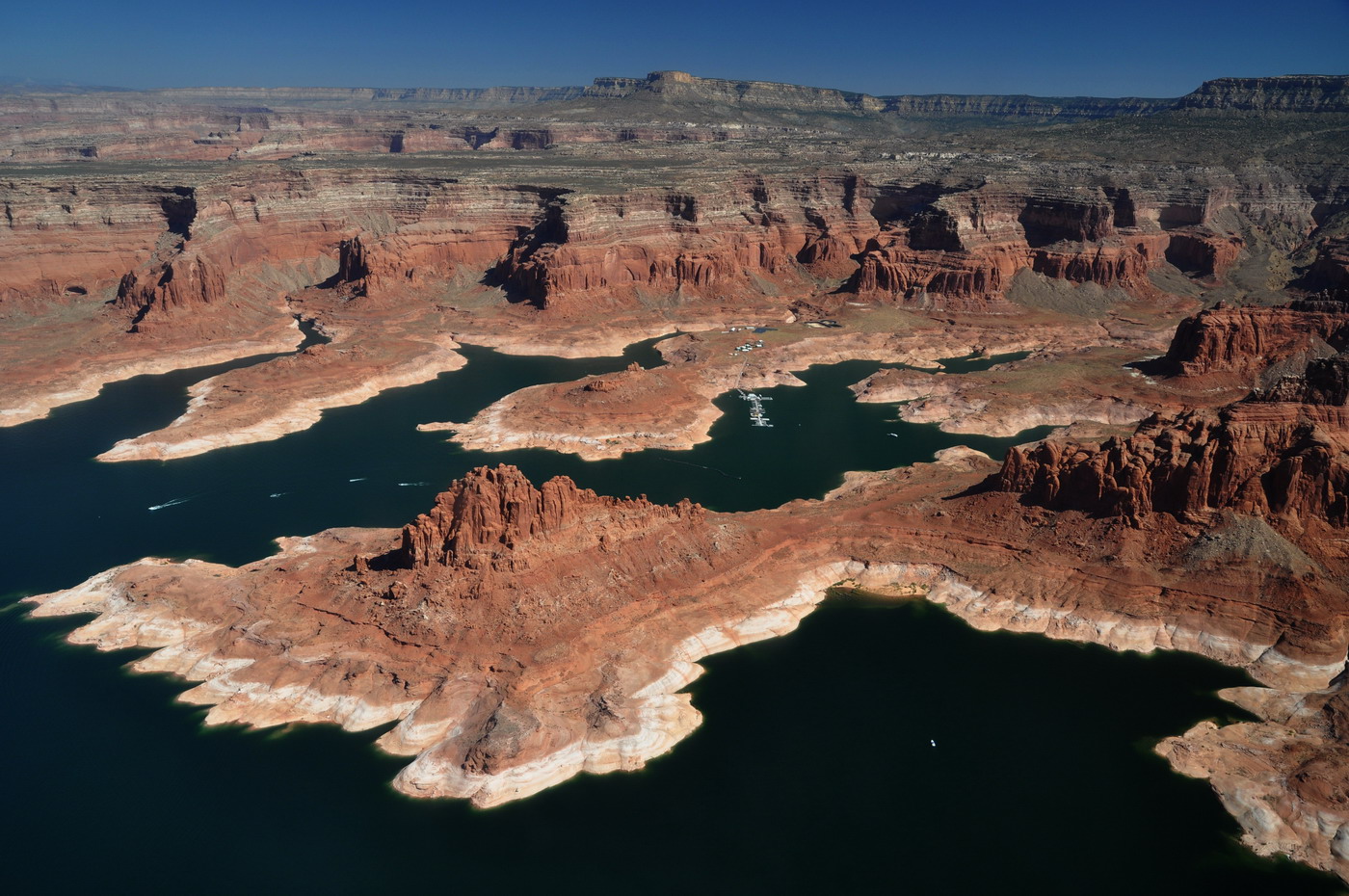 C0133 Lake Powell