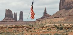 C0142 Monument Valley