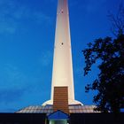 C0428 Fallturm bei Nacht