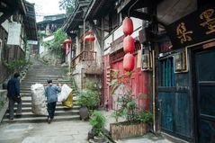 C0523 Straßenszene in der Altstadt von Chongqing, China 2012