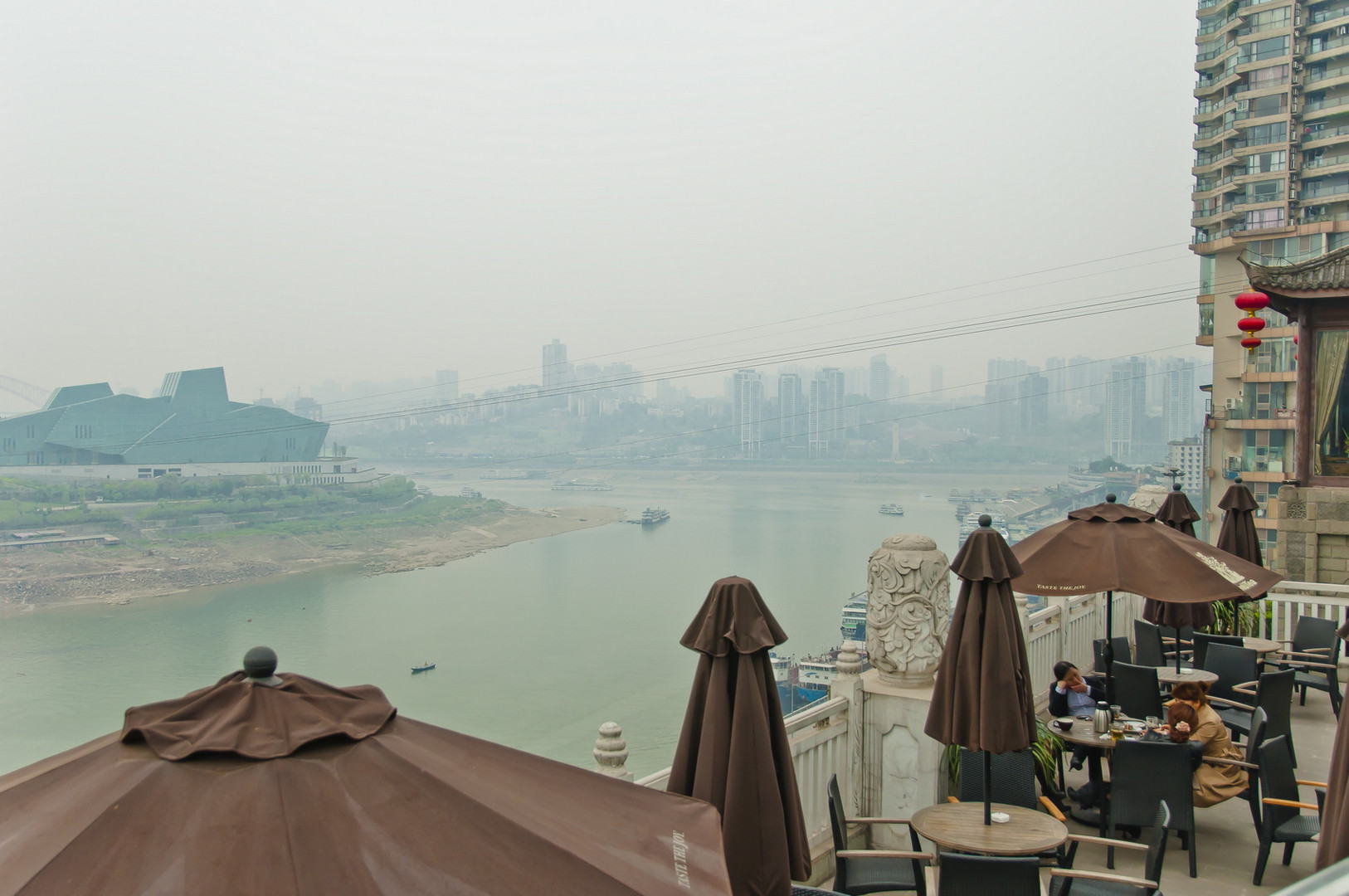 C0540 Blick auf den Yangtze in Chongqing