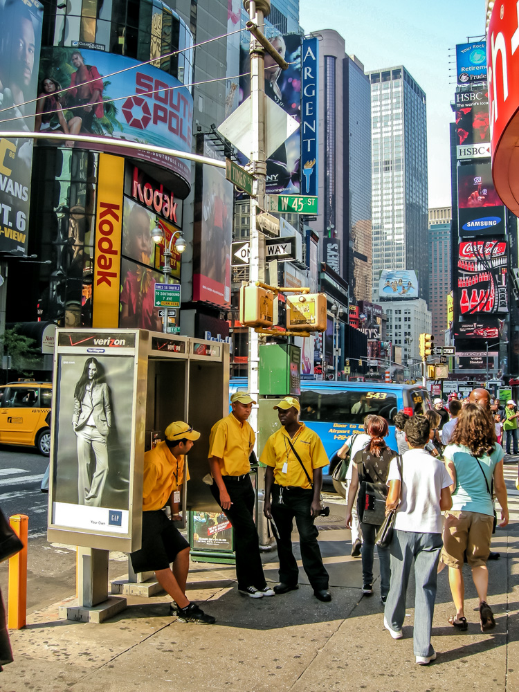 C0636 NYC Time Square 2