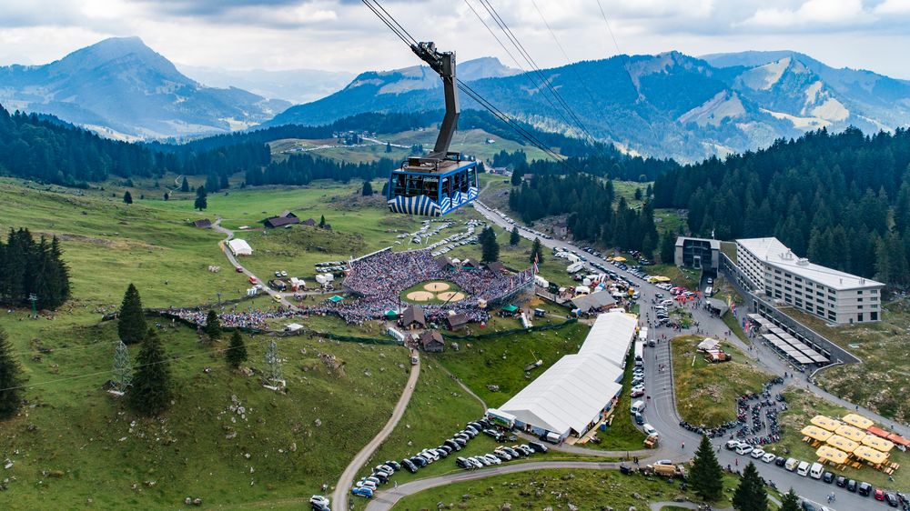 Säntis-Seilbahn, Schweiz von Heinz Gutersohn