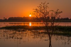 C0798 Sonnenuntergang am nördlichen Okavango