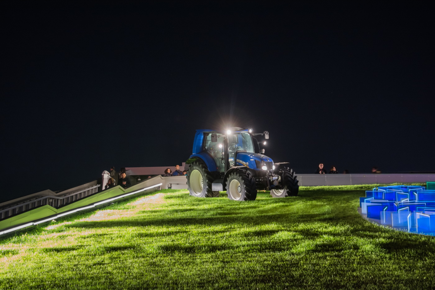 C0907 wie kommt der Traktor aufs Dach