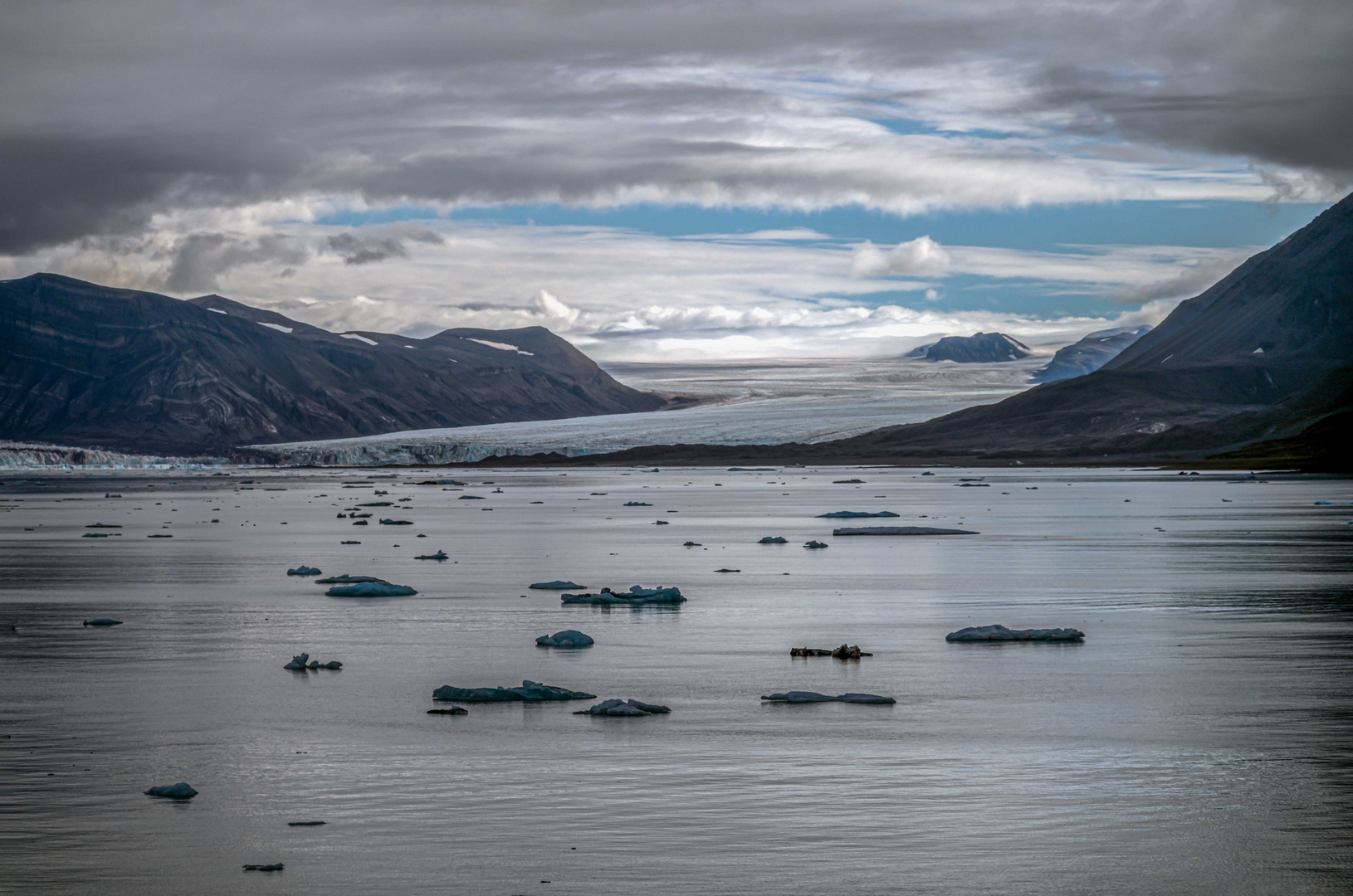 C1880 Spitzbergen - 14.-Juli-Gletscher