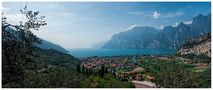 Gardasee mit Blick auf Torbole by Günther Müller (gm1) 