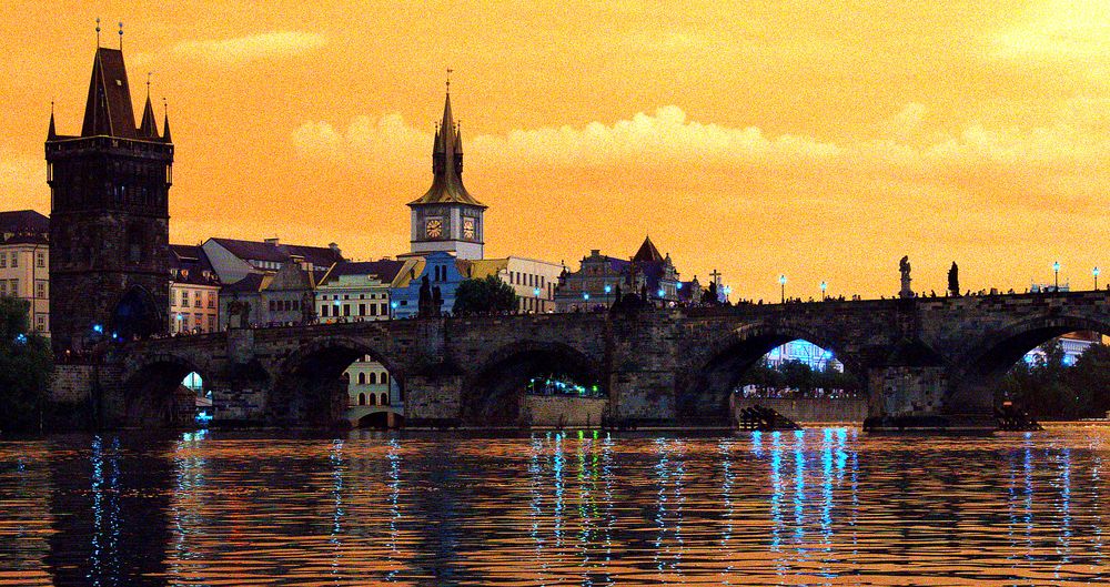 Karlsbrücke im Abendlicht von W.Niesel