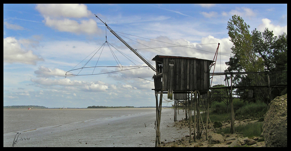 Cabane de pêcheur sur les bords de Gironde.