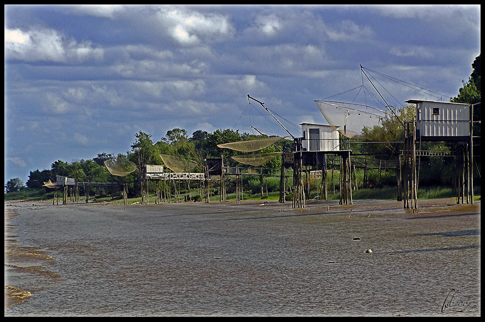 Cabanes de pêcheurs sur l'estuaire de la Gironde