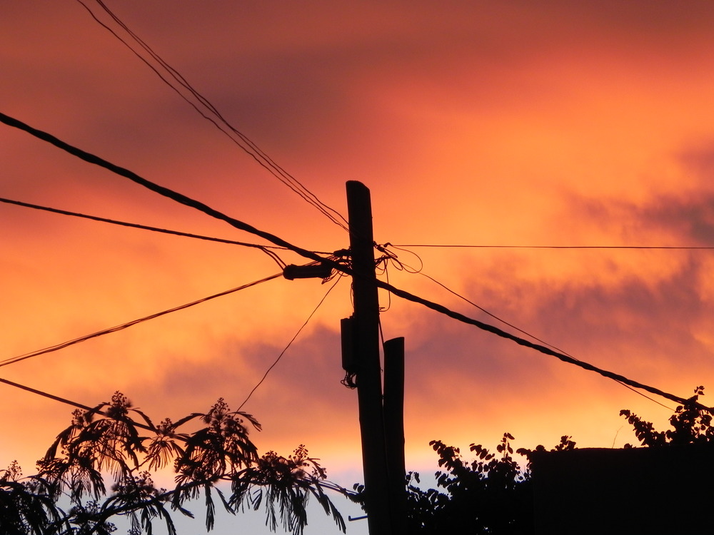 CABLES Y OCASO