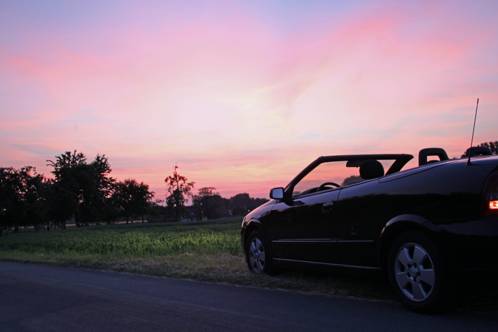 Cabrio in Sunset