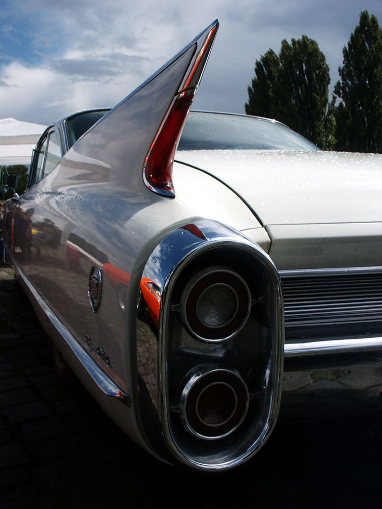 Cadillac Bonneville und Dodge Challenger R/T