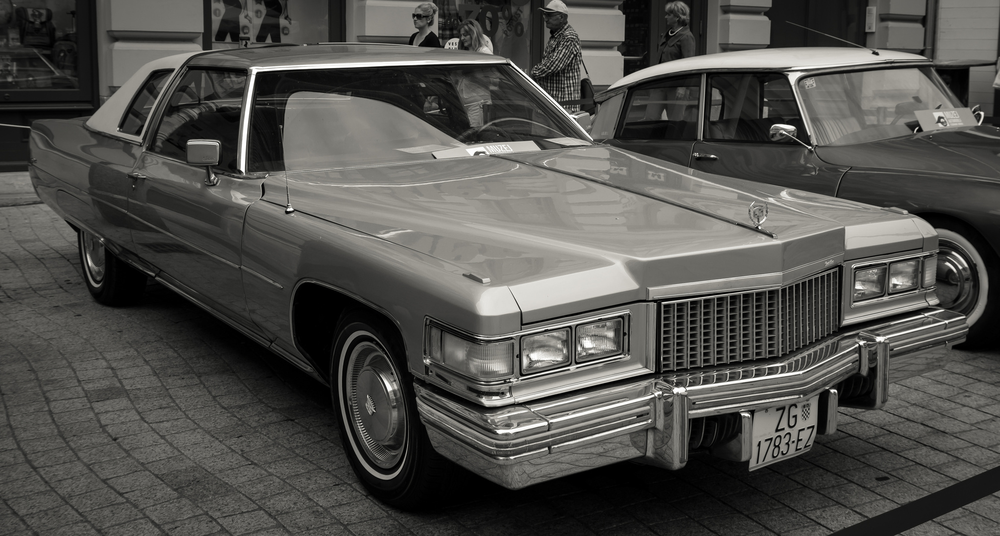 Cadillac Coupe DeVille