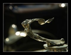 Cadillac Kühlerfigur