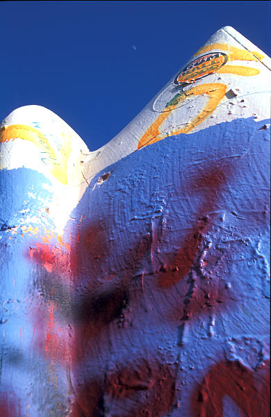 Cadillac-Ranch mit Mond