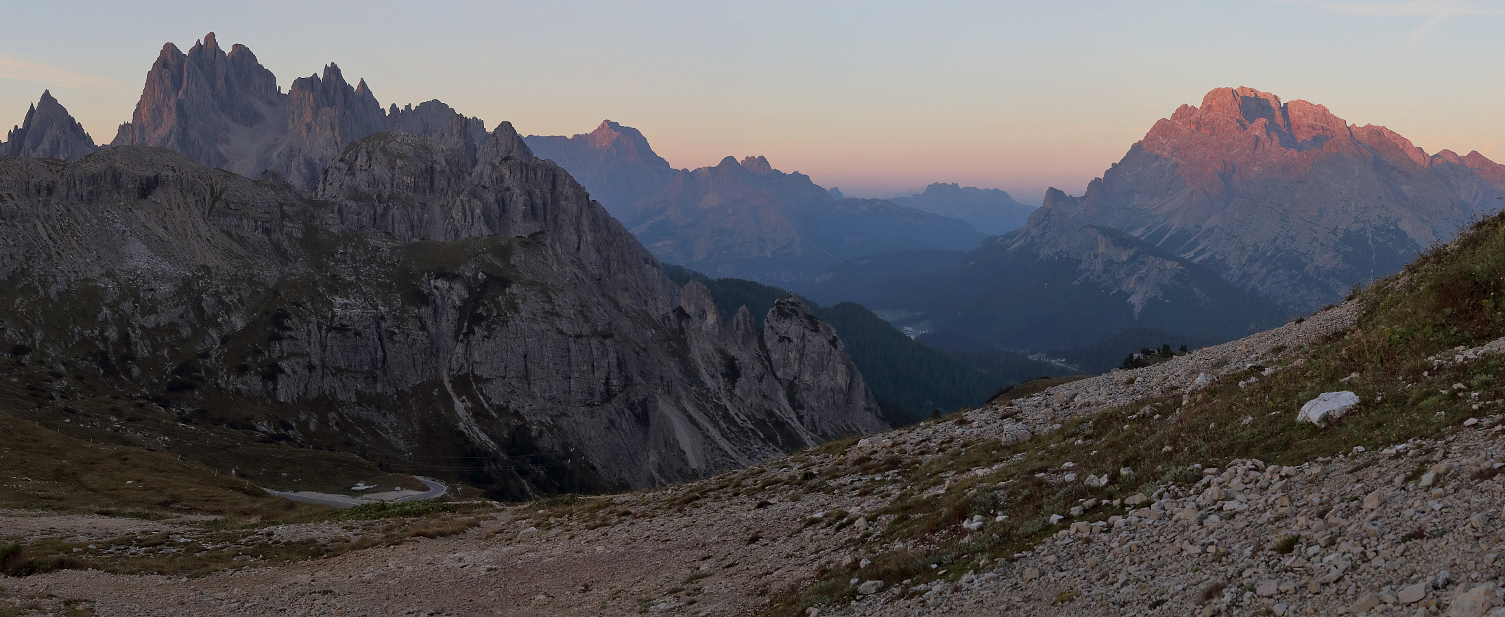 Cadinigruppe mit der 2839m hohen Cima Cadin di S. Lucano...