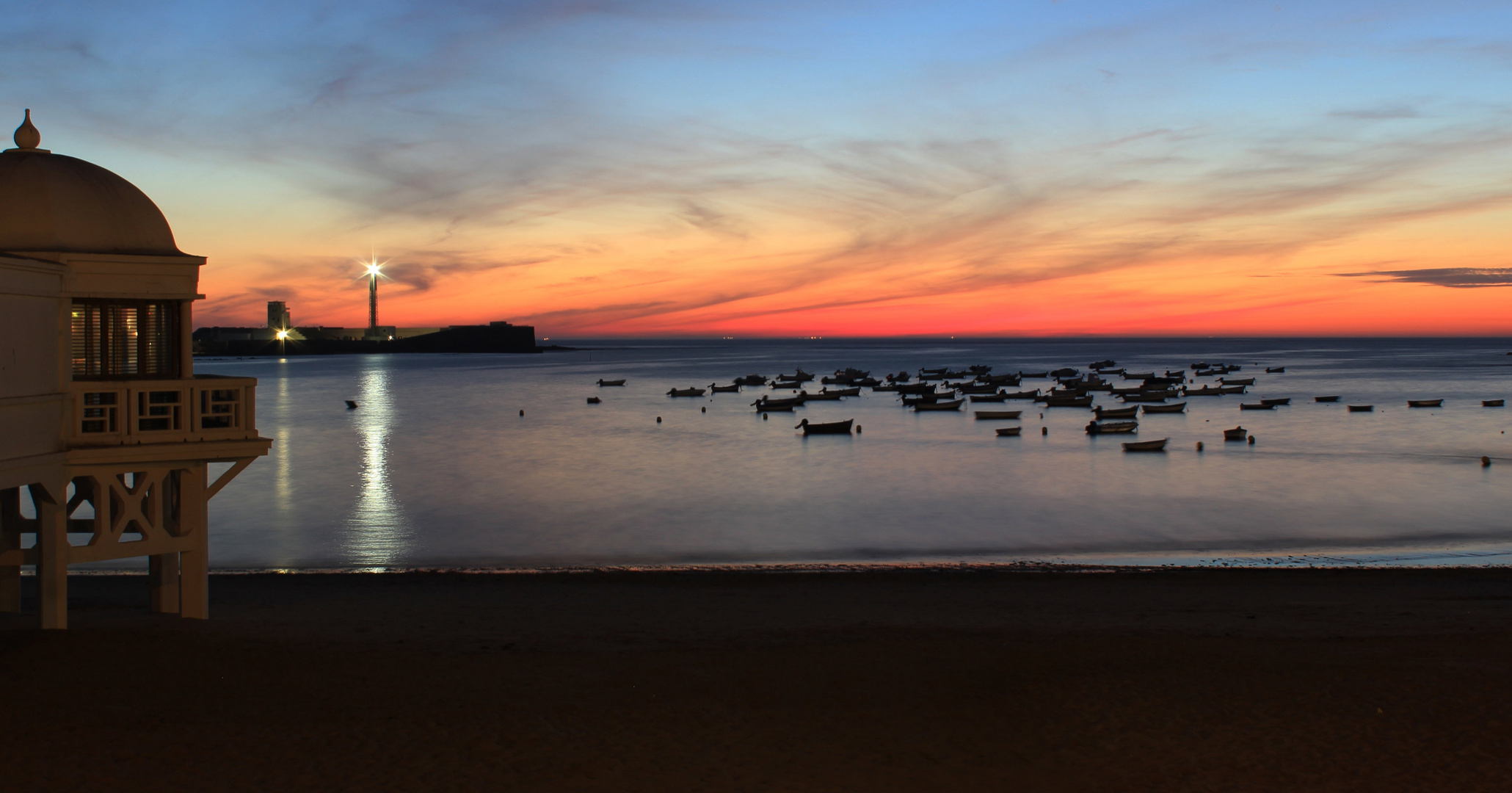 Cádiz at night