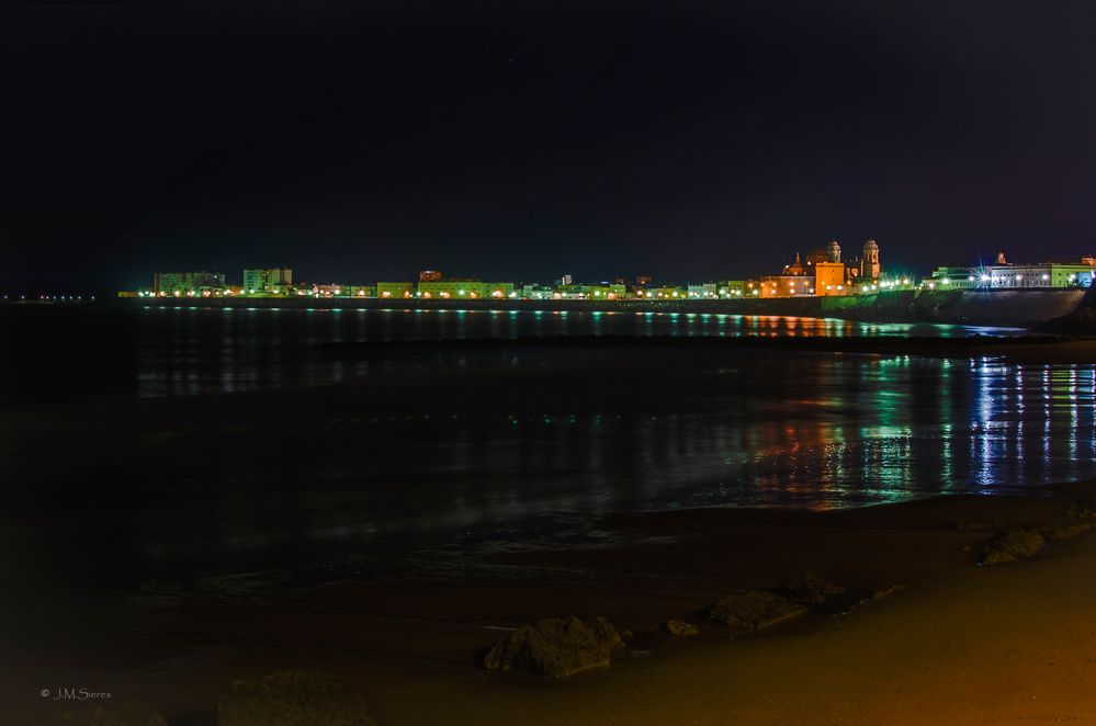 Cádiz : Últimas luces del año