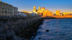 Cadiz zur goldenen Stunde