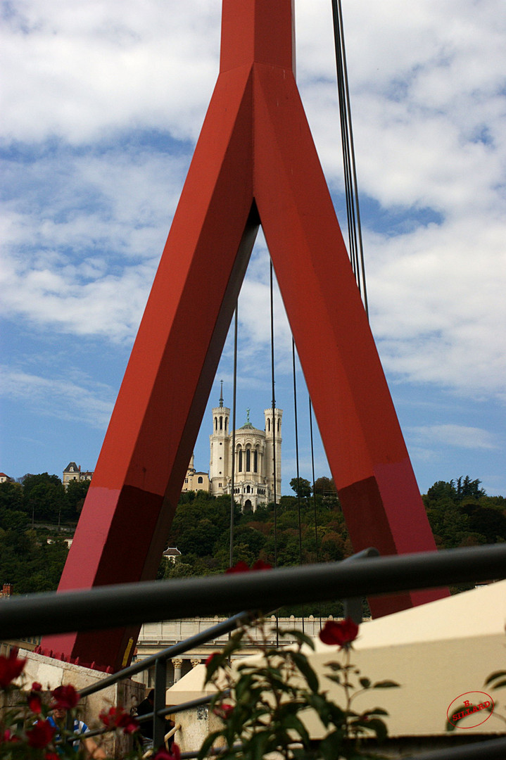 cadrage original sur la basilique