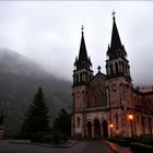 cae la noche en covadonga