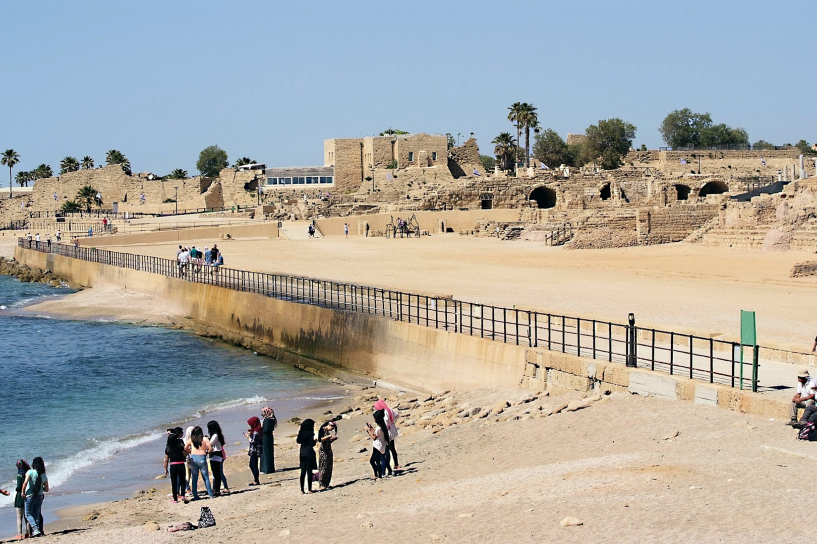 Caesarea ausgegrabener Hafen(Israel)