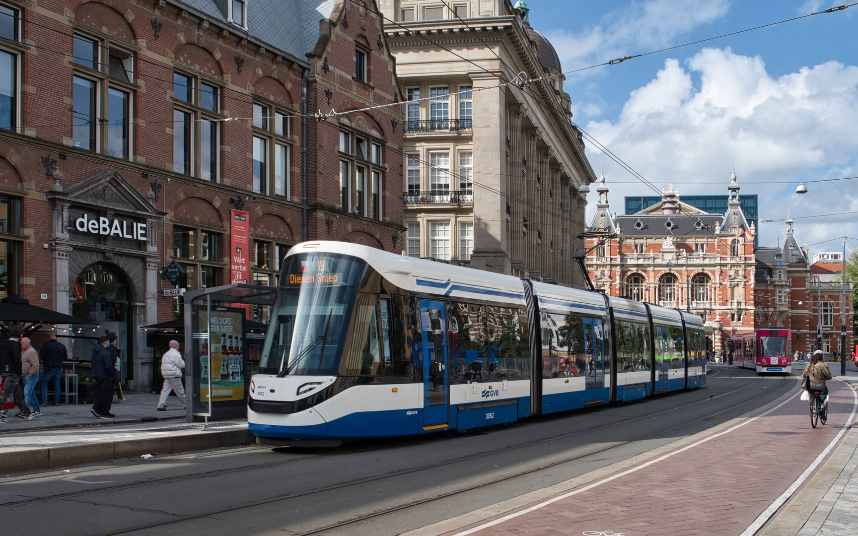 CAF Urbos 15G bei der Haltestelle Leidseplein