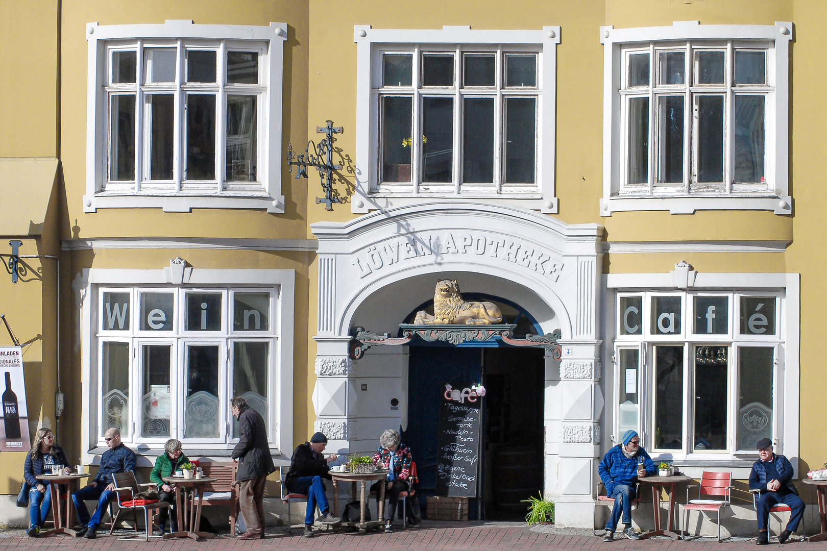 Café Alte Löwenapotheke in Wismar (2)