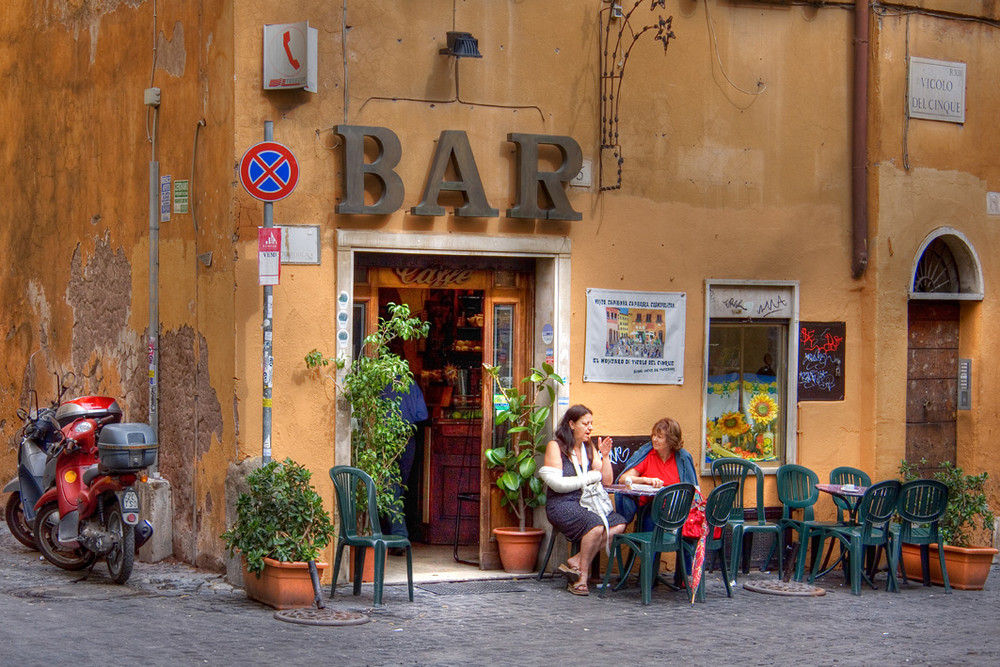 Café Bar in Trastevere