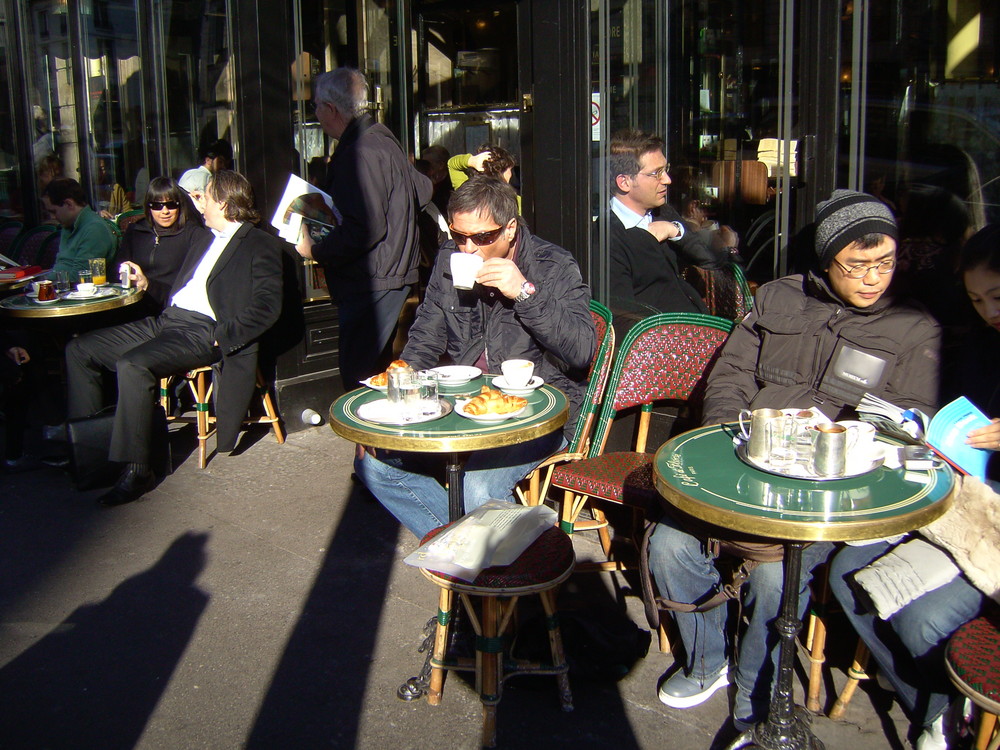 CAFE DE FLORE