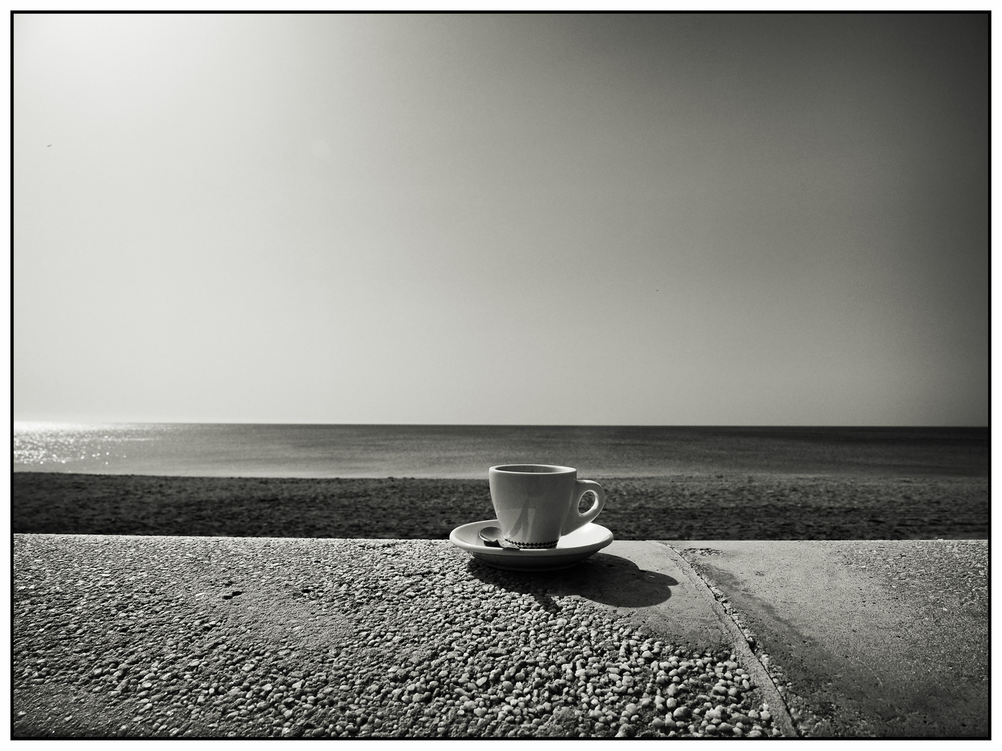 Cafe expres und Meer