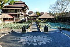 ...Cafe Lotus - Ubud...