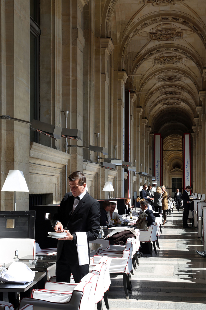 Café Marly - Cour du Louvre