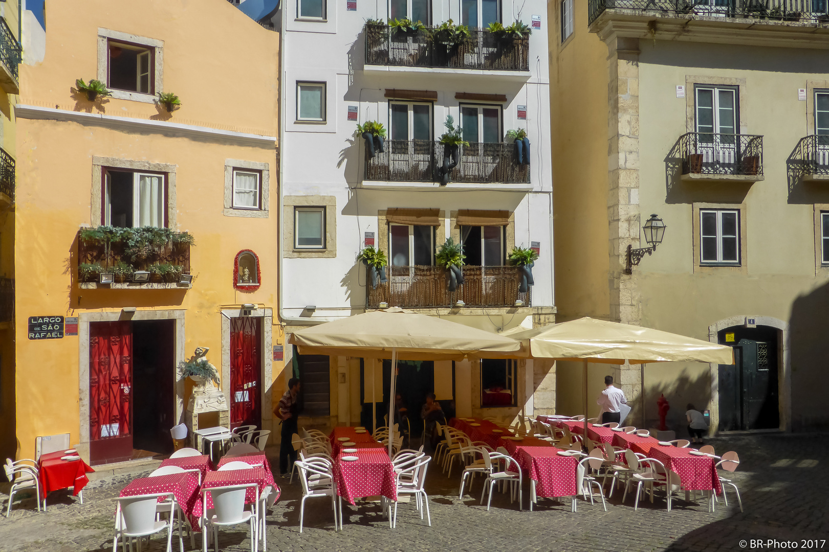 Cafe Nachmittags in der Alfama