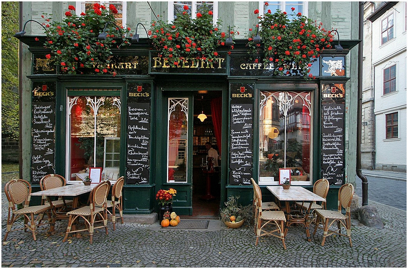 cafe - restaurant "benedikt"