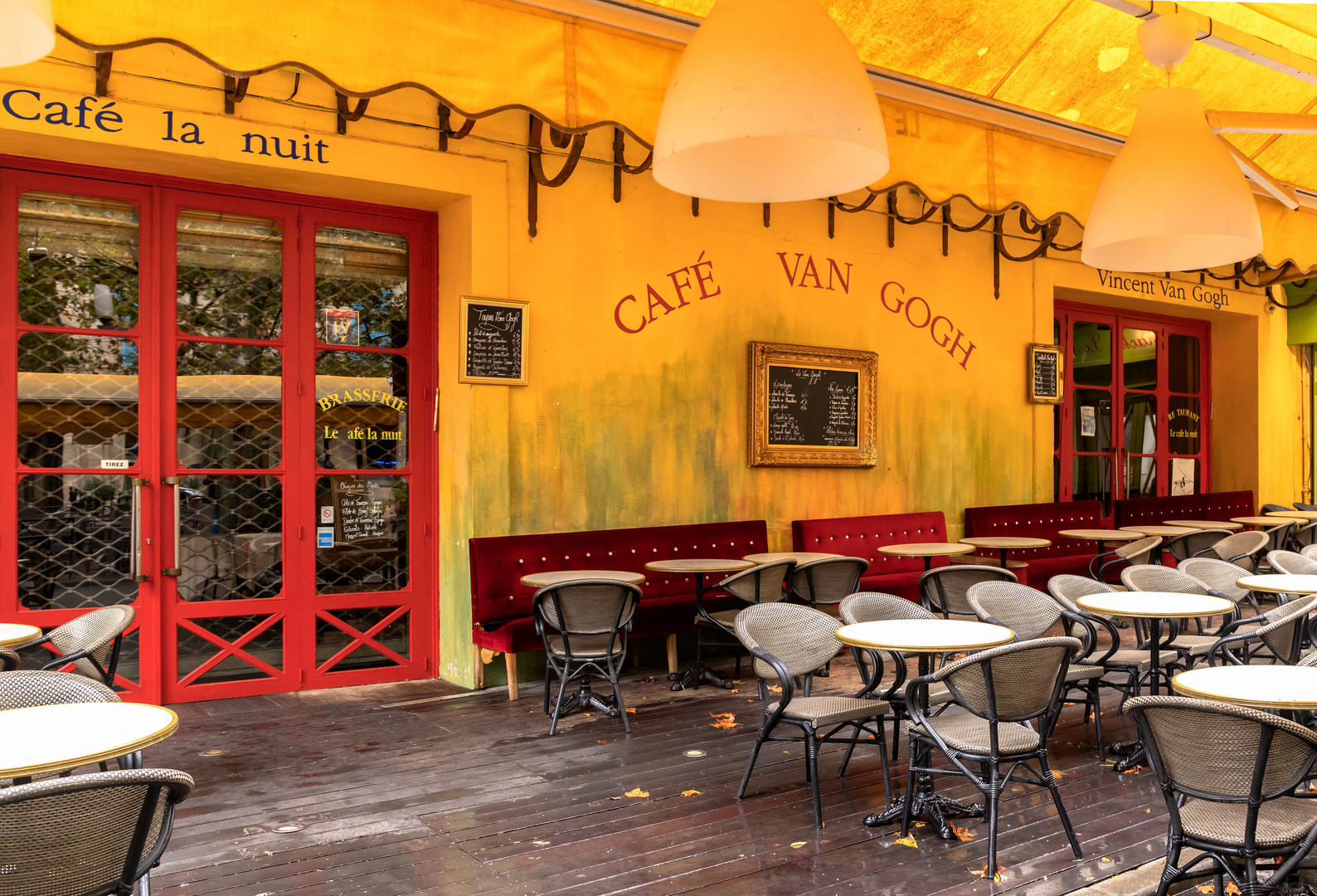 Cafe Van Gogh