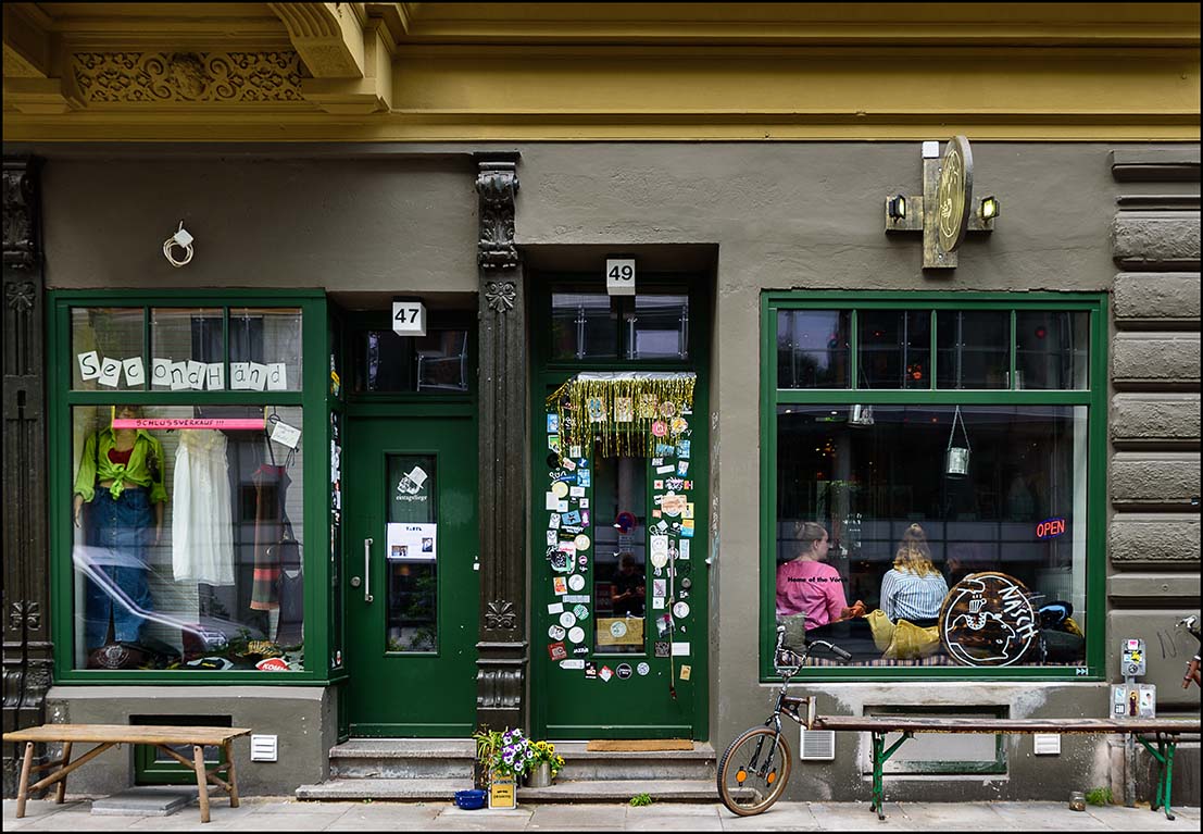 Caffé NASCH und SecondHänd-Laden im Gängeviertel Hamburg