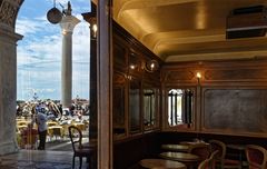 Caffè San Marco - im Spiegel -