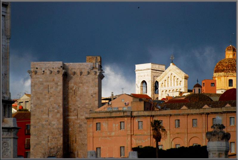 Cagliari Catello panoranica