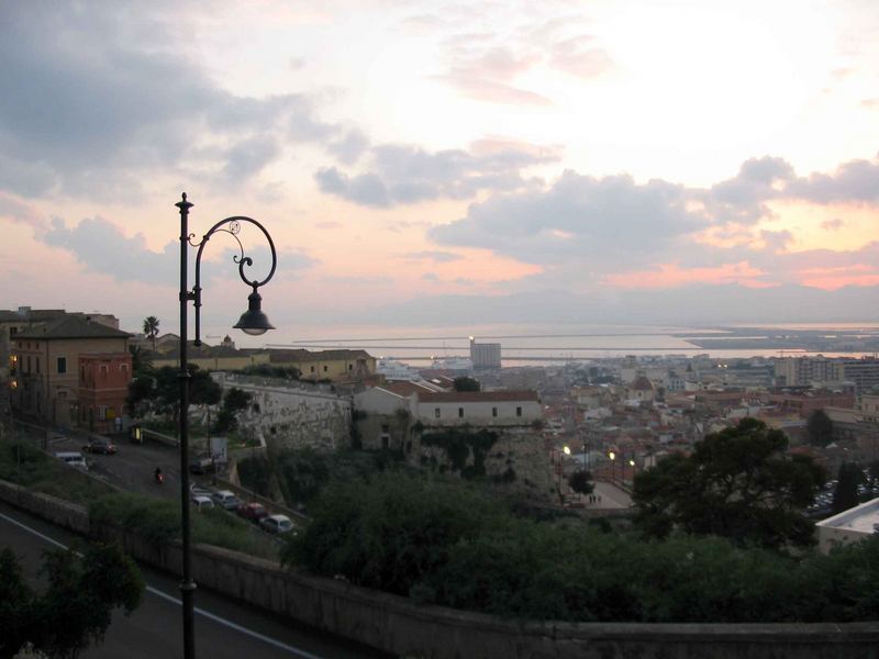 Cagliari di sera