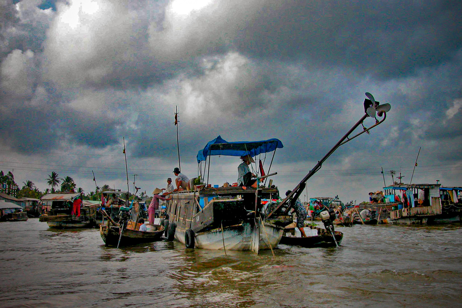 Cai Rang floating market on Hau Giang river